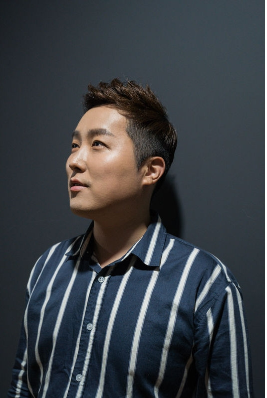 트로트 가수 권도운, 동성애자 게이 커밍아웃 홍석천에 감명 매도 먼저 맞는게 낫다고 생각