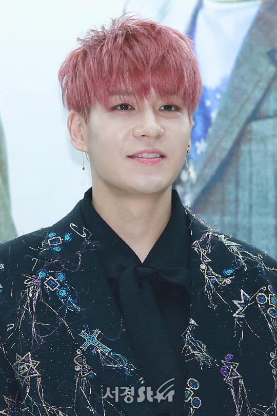젝스키스 강성훈 나이 키 여자친구 학력 고향 인성 가수 노래 영화 사건 사고