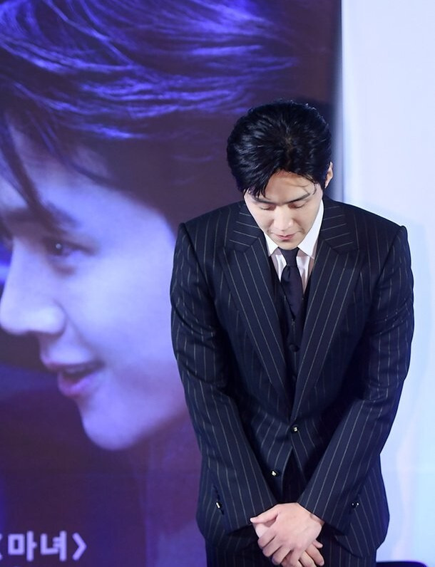 김선호 사생활 논란 사과 귀공자 제작보고회 참석 프로필 나이