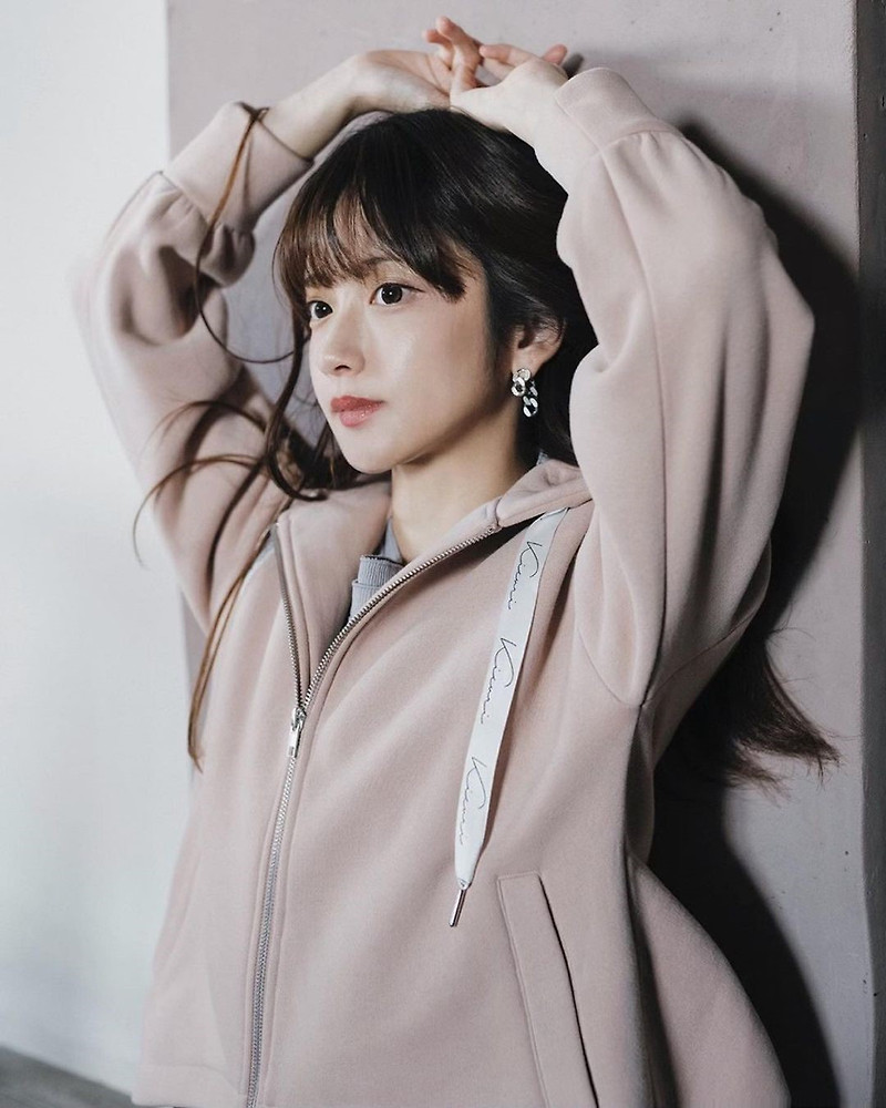 남자 아이돌 배우 연예인 7명 교제 폭로 일본 유명 인플루언서, 오자와 미사토, Ozawa Misato, 小澤美里, おざわみさと