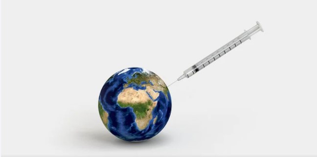 아스트라제네카, 한국 첫 접종 백신으로 채택되는 가운데 부작용 우려?