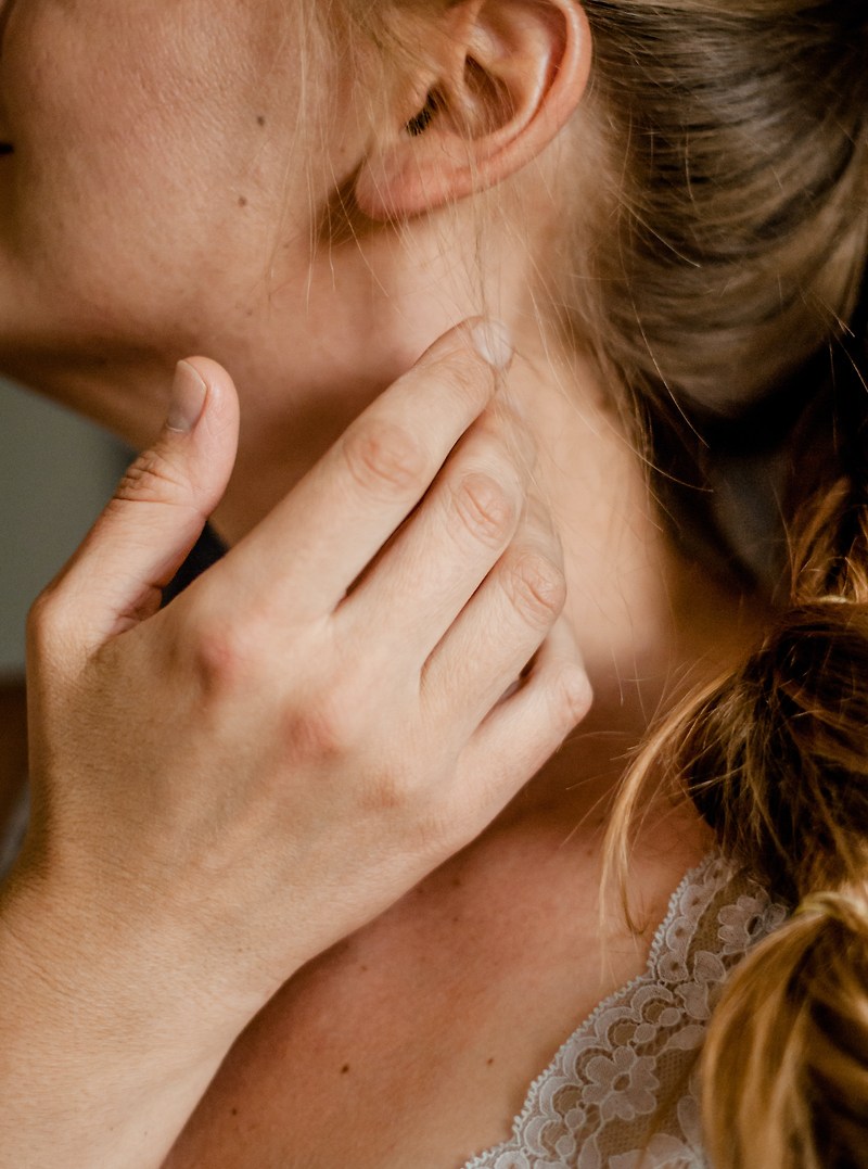 후두염 증상 원인과 치료 방법 알아보기