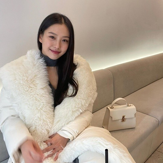 고민시, 점점 더 예뻐지는 중!.. 심쿵 요정 비주얼 [사진]