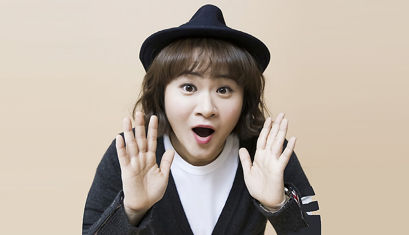 개그맨 김신영 전국 노래자랑 최초 여성 MC로 발탁 