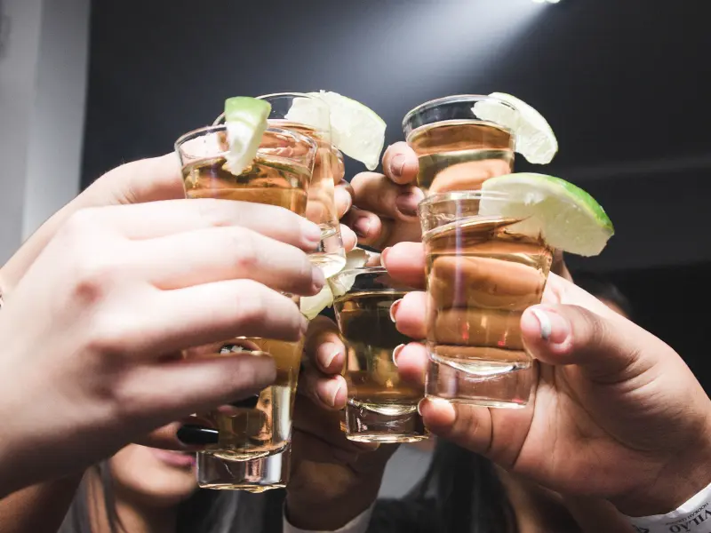 행복한 삶을 위한 술 즐기기 및 금주 실천 방법