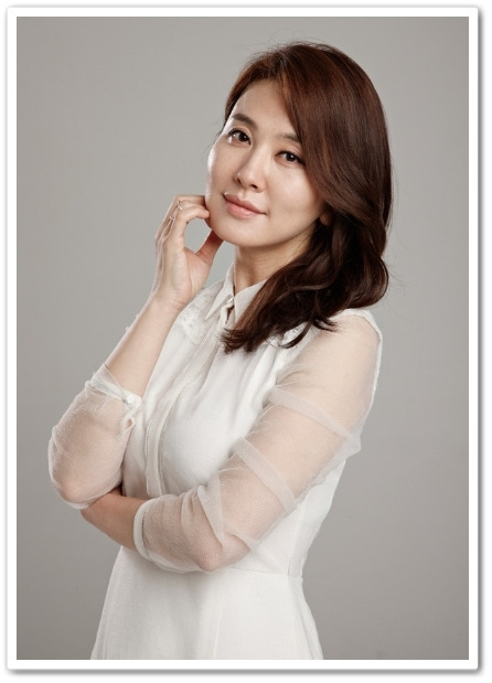 이일화 나이 남편 이혼사유. 전남편 강인원 재혼