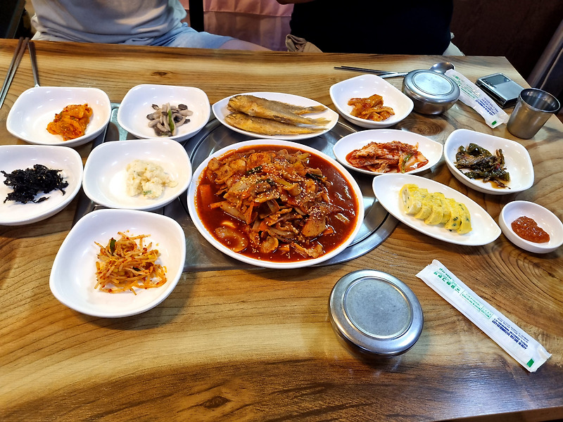 천안두정동 밥집추천 전주백반야식 제육볶음 내돈내산후기