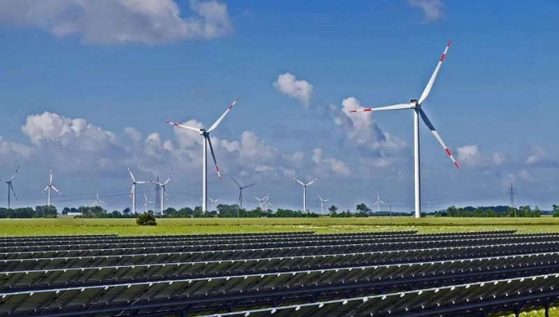 세계 첫 2021년 태양광+풍력, 50개국에서 10% 전력 생산 In a world first, solar and wind generated 10% of power for 50 countries in 2021