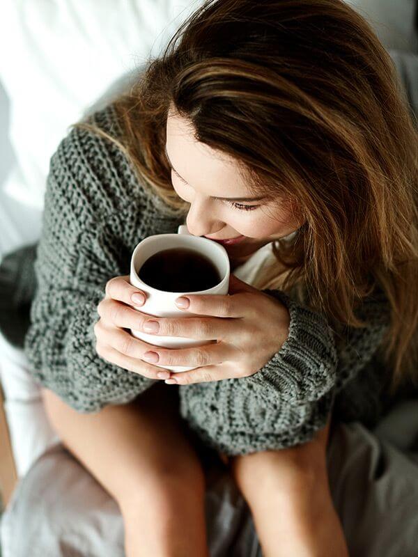 커피 많이 마시면 치매와 뇌졸중 유발 EXCESSIVE COFFEE DRINKING LINKED TO DEMENTIA ㅣ 커피가 유발하는 이 두가지 질환