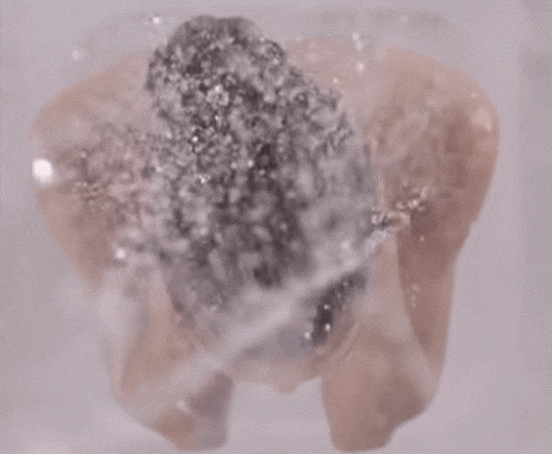 머리 덜 빠지는 샴푸법 VIDEO: Clever Tips to Avoid Washing Your Hair Every Day