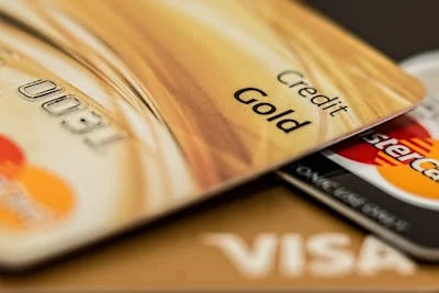 해외여행,직구 증가 카드 '해외 사용액 25조' 넘어서 특화카드까지 출시