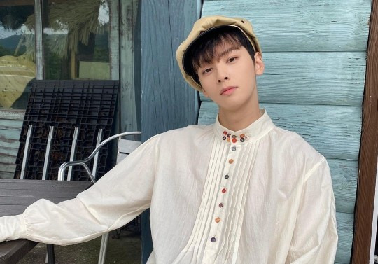 차은우,  잘생김은 연중무휴!..심쿵 소년美 [SNS 컷]