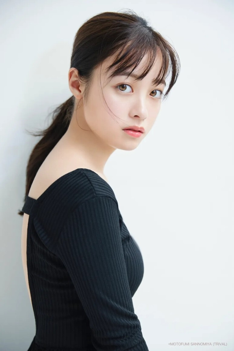 하시모토 칸나 일본 국민첫사랑 프로필 나이 기적의 한장