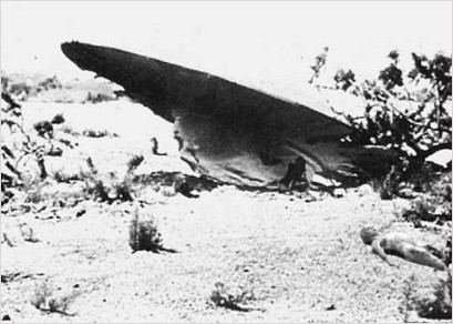 1947년 7월 8일 UFO 논쟁 촉발, '로스웰 사건' 외계인 사체 진실