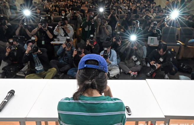 뉴진스의 민희진 하이브 프로듀서 커리어와 기자회견