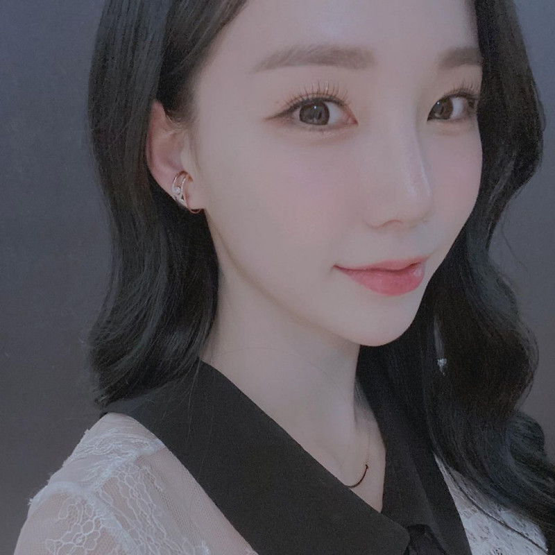 이정현 아나운서 인스타그램 셀카 사진