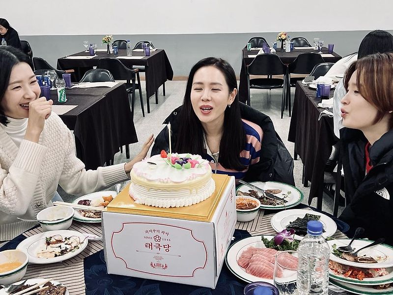 '현빈' 손예진! 41세 생일 축하 현장..