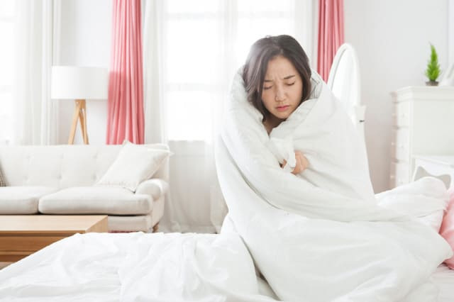 이유 없이 추운 추위 과민증 원인과 대책 What Causes Cold Intolerance, and How Is It Treated?