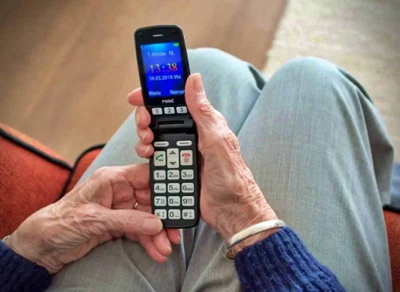 65세 이상 기초연금 수급자 휴대폰 요금 할인 신청 방법 및 할인 혜택