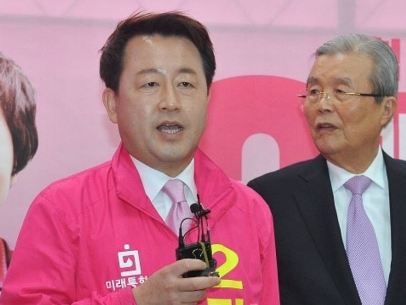 수원병 김영진 김용남 여론조사 결과(4.5)