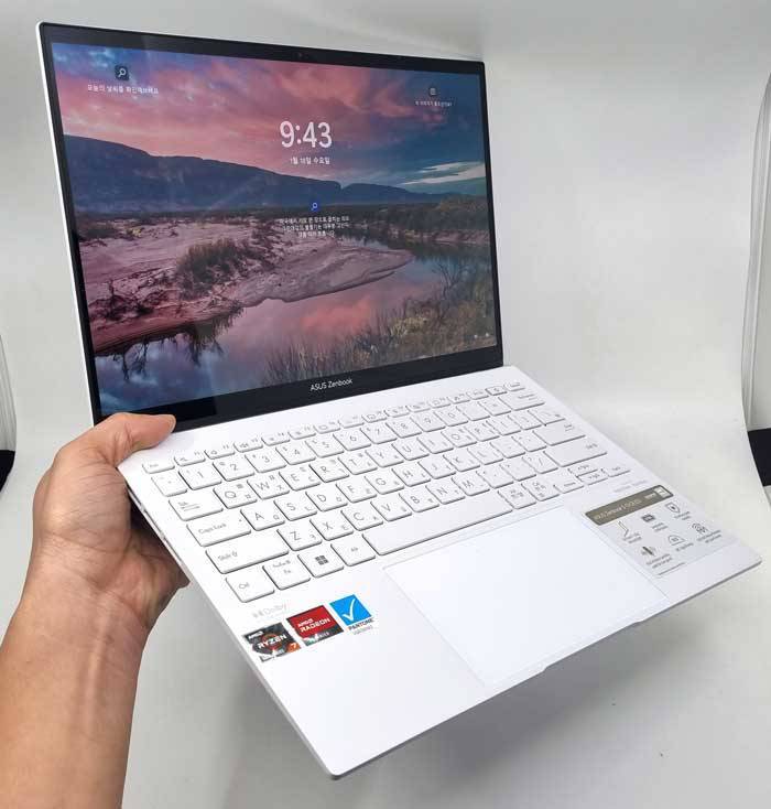 [리뷰] 눈 즐거운 휴대용 노트북, 에이수스 젠북 S 13 OLED