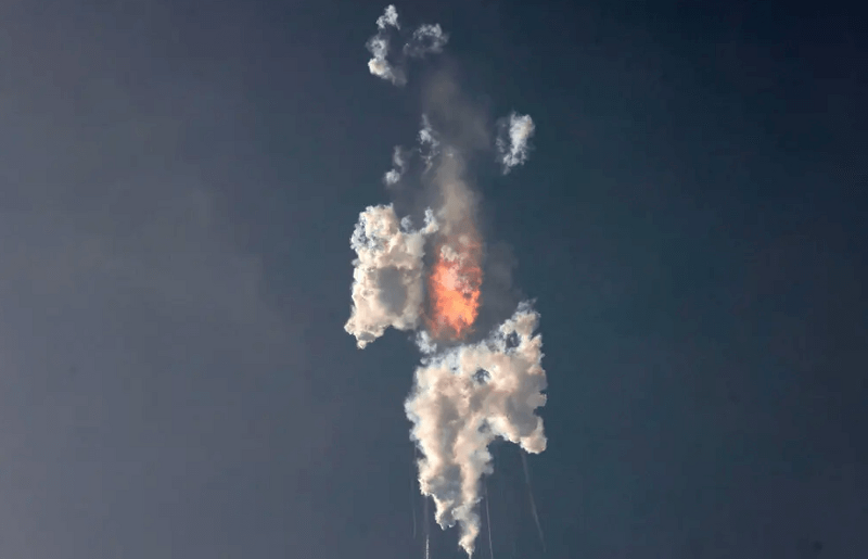 스페이스X의 우주선 폭발, 하지만 축하할 만한 가치는 있다