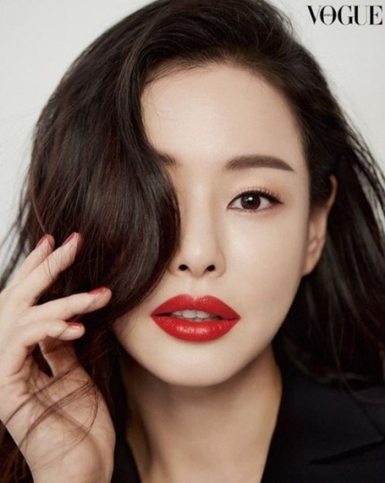 이하늬, 레드립 `美친 미모`