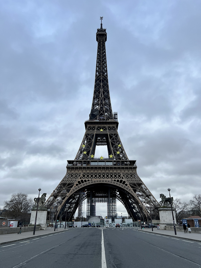 프랑스의 상징 에펠탑 리프트 타고 2층 올라가서 샤이오궁 보기