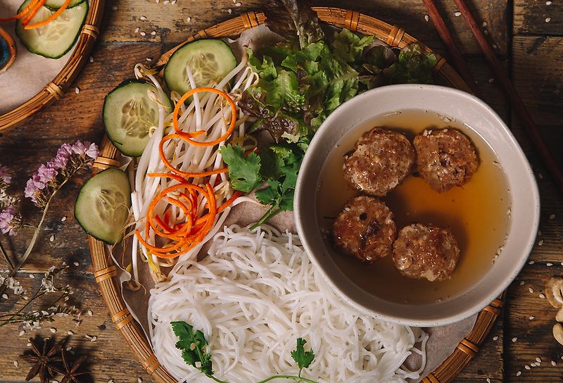 집에서 베트남 음식 만들기로 해외여행 분위기 내기