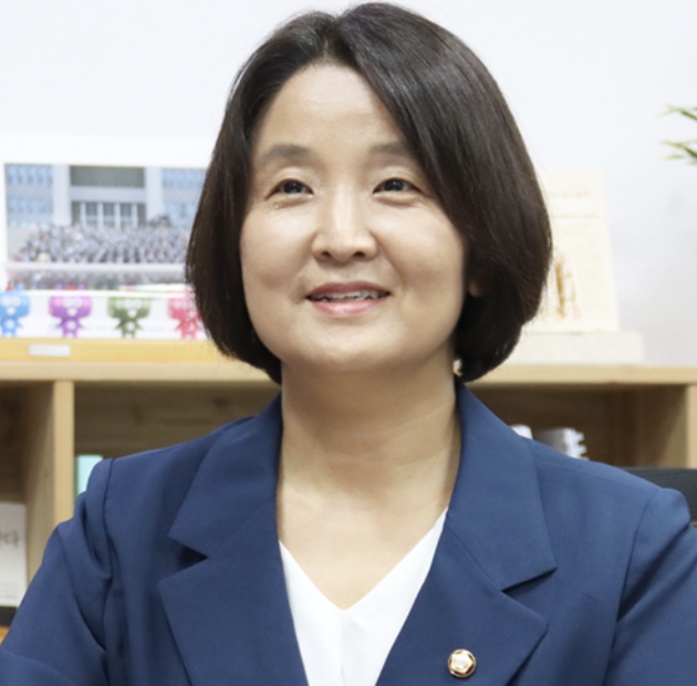 정의당 이은주 의원 나이 고향 재산 학력 이력 프로필 (역무원 출신)