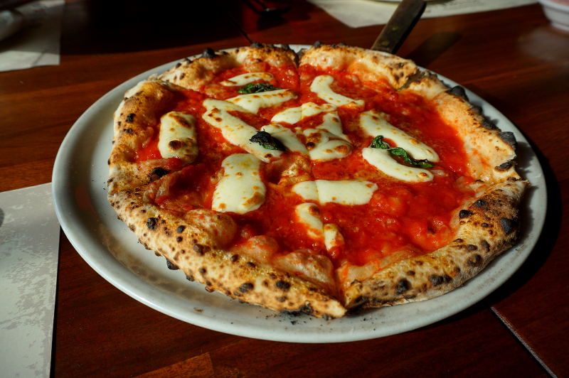 용문산 중턱에서 먹는 기분 좋은 양평 용문 최고의 이태리 피자 핏제리아 루카 레스토랑