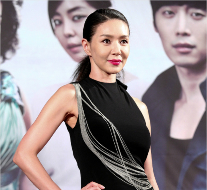 김혜리 나이 전남편 직업 이혼 사유 강찬구 결혼 자녀 가족 고향 미혼부