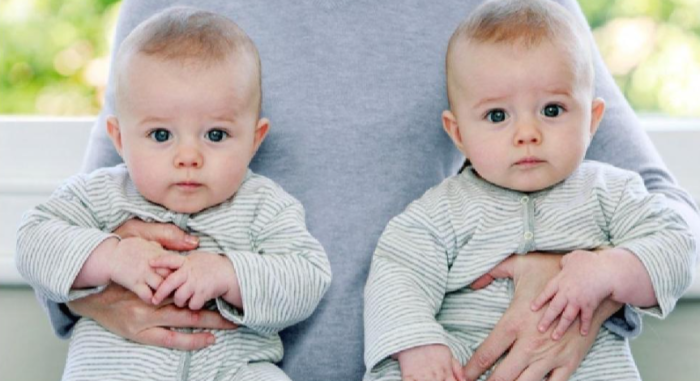 출산율은 떨어지는 쌍둥이들이 주변에 흔해진 이유?