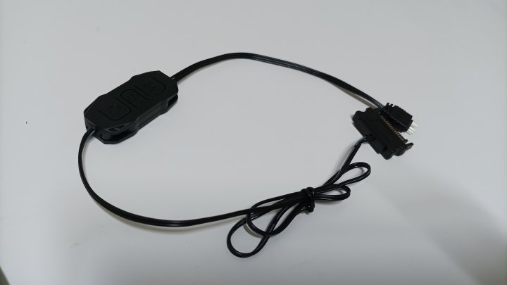 알리에서 구매한 ARGB 컨트롤러 / PHANTEKS-CMBO LED Strip