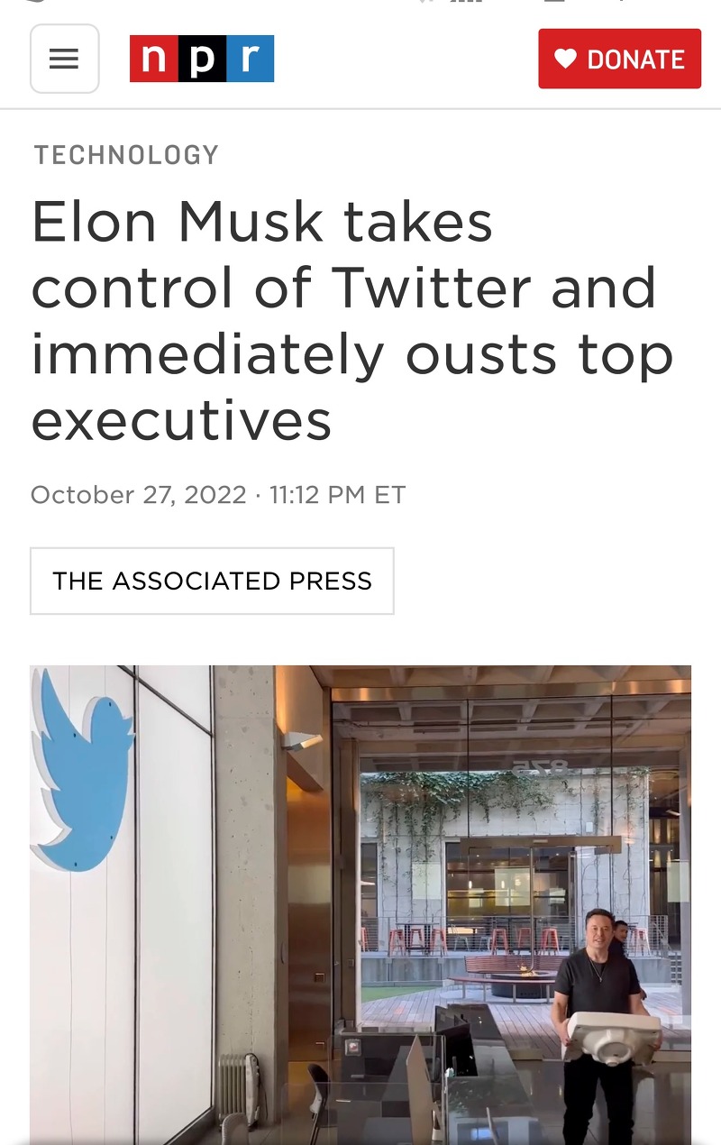 머스크, 트위터 인수 전격 완료...CEO 등 고위 경영자들 해고 Elon Musk takes control of Twitter and immediately ousts top executives