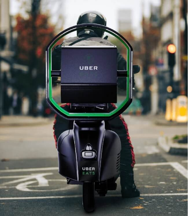 음식이 기울어져 쏟아지는 것을 방지해주는 우버 배달시스템 VIDEO: Uber balance delivery system stops food from spilling out