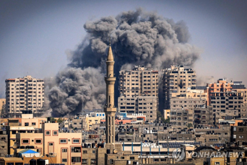 [속보] 이스라엘, 가자지구에 보복 폭탄 6천발 투하 > 양측 사상자 1만명 +