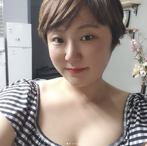 '싱글맘' 김현숙, 11kg 감량하더니 과감한 수영복 인증샷 