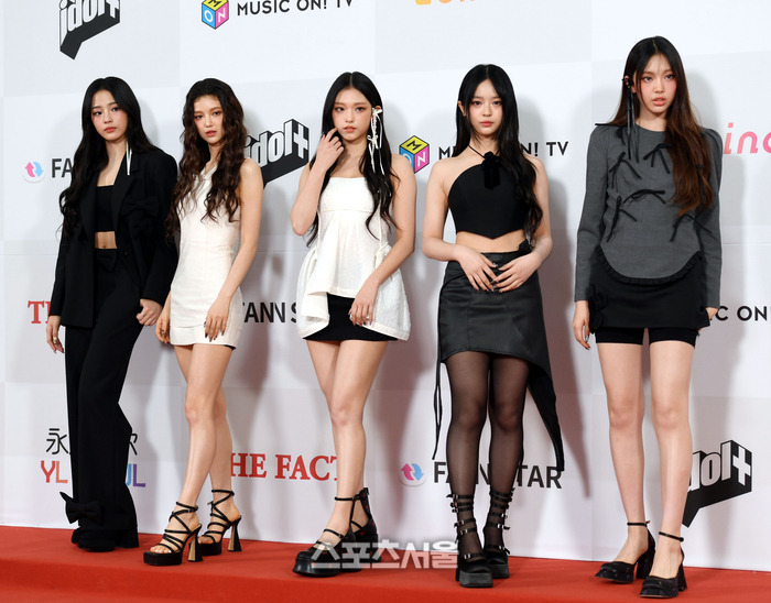 비욘세·테일러 스위프트와 어깨 나란히...미국 뉴욕타임스(NYT)가 뽑은 올해의 가장 스타일시한 인물 71명에 그룹 뉴진스