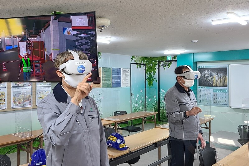 삼성물산, 실제상황 유사 VR 활용 장비안전 교육프로그램 도입