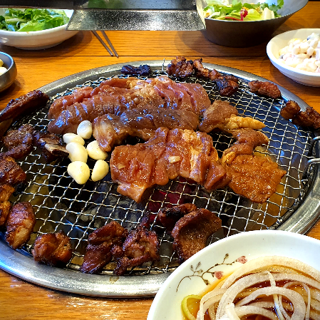 대구 상인동 돼지갈비 전문 맛집 전원 숯불 상인점.