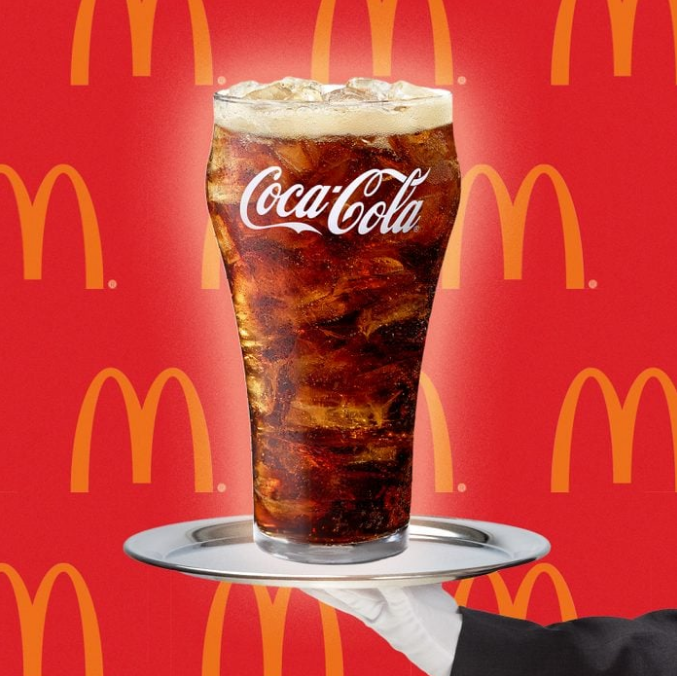맥도날드에서 콜라가 다른 곳보다 더 맛있는 이유
