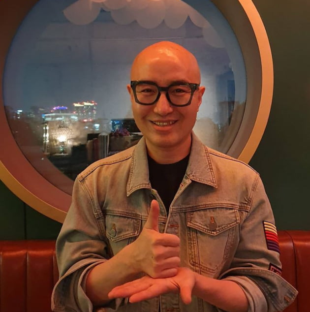 홍석천 딸 나이 키 학력 식당 조카 입양 누나 이혼 결혼 아이콘택트