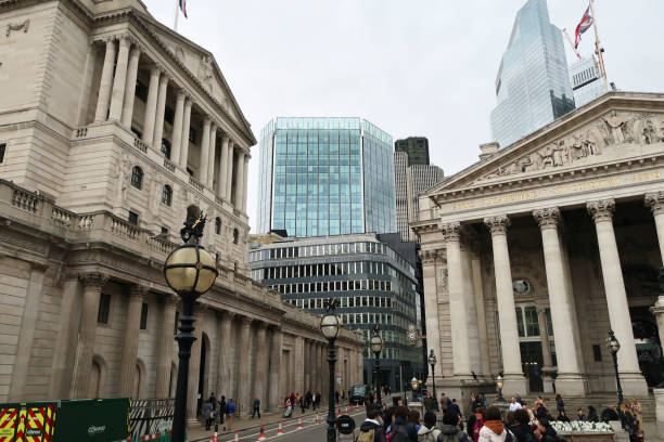 영란은행(Bank of England) 금리 인상이 주식에 미치는 영향