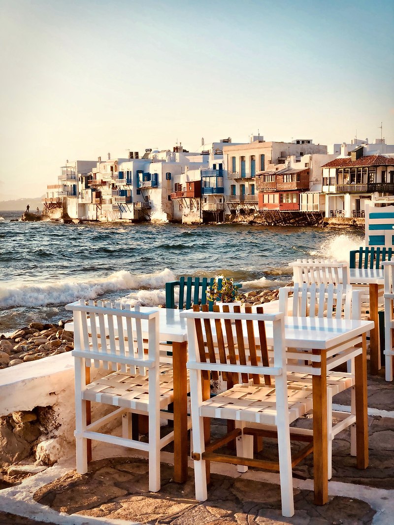 A Guide to Exploring Mykonos in the Spring