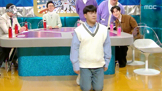 오킹 무릎춤 라디오스타 레전드 무릎춤 로봇청소기 춤 음악 이름