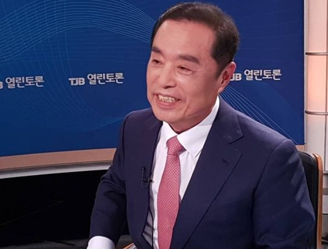 김병준  프로필 나이 고향 논란