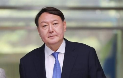 윤석열 총장 복귀한다…법원, 징계효력 정지 결정
