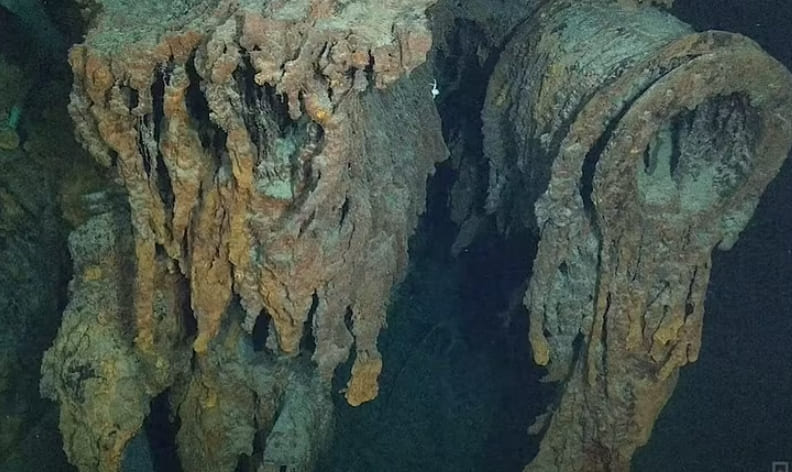 최초로 공개되는 놀라운 타이타닉호의 새로운 모습 VIDEO: First 8K Video of the Titanic, the world's most iconic shipwreck