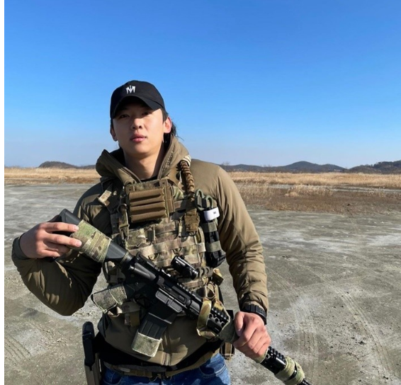 될놈될 UDT출신 덱스가 광복절 8시 15분에 올린 글 '감사한 우연'